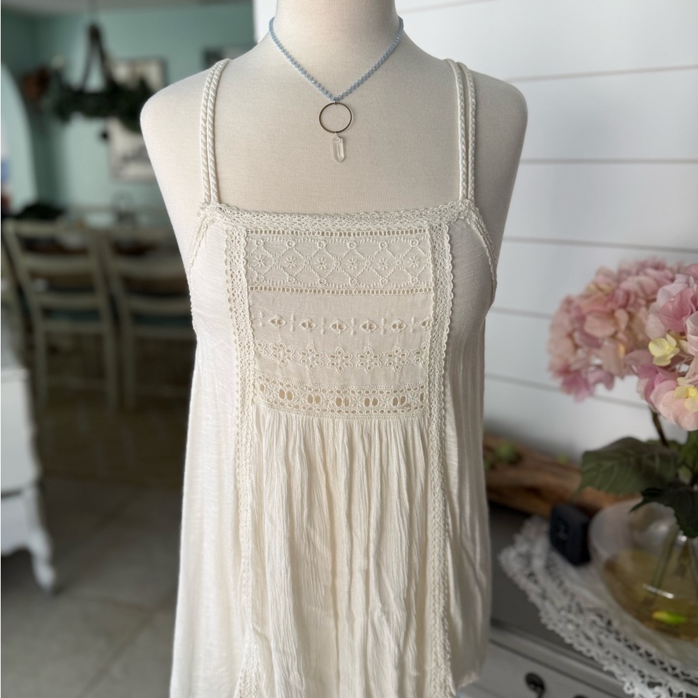 American Eagle Outfitters Cream Lace Camisole
